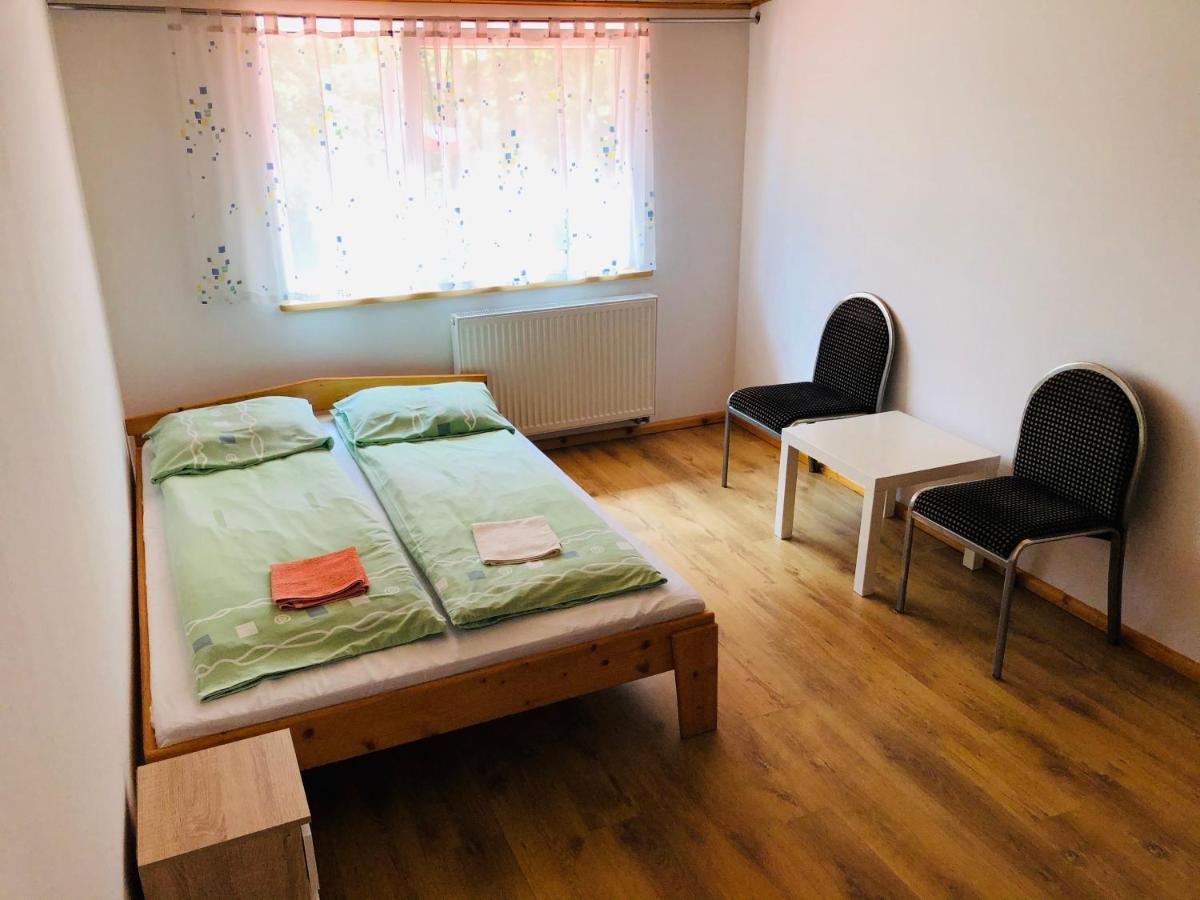 Rezydencja Pod Gwiazdami Legarda Kültér fotó